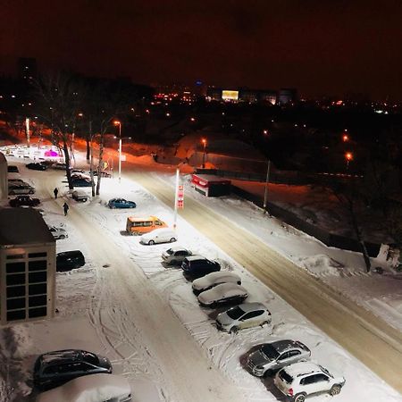Comfortable Apartment Near Metro Харьков Экстерьер фото